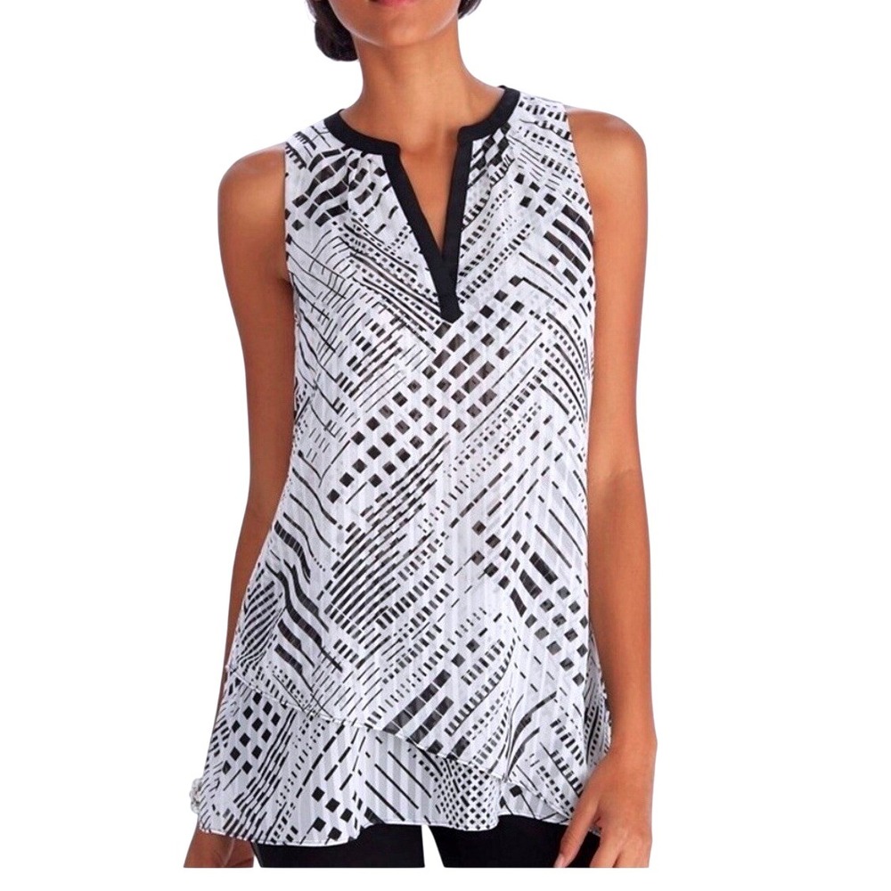 White House Black Market Sleeveless Top Op Art Geometric Print‎ Blouse XS